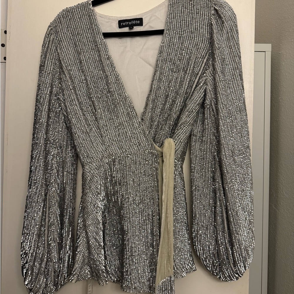 Retrofete wrap top